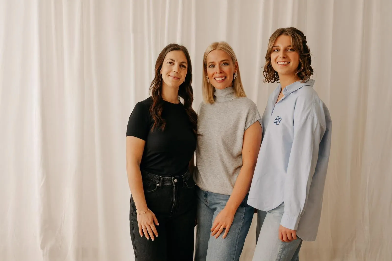 Nina, Charlotte en Luka, het team van Het Bevallige Buikje